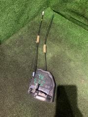 Замок двери задний левый Toyota Corolla Axio 2016