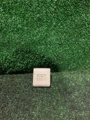 Фото запчасти ручка открывания капота Toyota Corolla Spacio 2001 Б/У запчасть Запчасть ручка открывания капота Toyota Corolla Spacio 2001