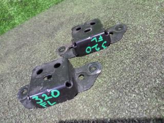 Кронштейн передний Toyota Land Cruiser Prado 2013