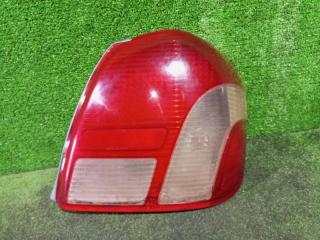 Стоп-сигнал правый Toyota Platz 2001