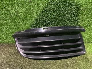 Решетка бампера передняя правая Volkswagen Jetta 2010