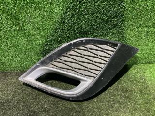 Решетка бампера передняя левая Mazda Axela