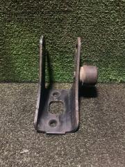 Кронштейн двигателя Toyota Vista 1998