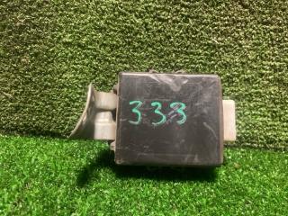 Блок управления дверьми Toyota Ipsum 1997