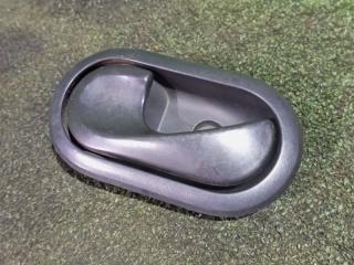 Ручка двери внутренняя левая Renault Sandero 2011