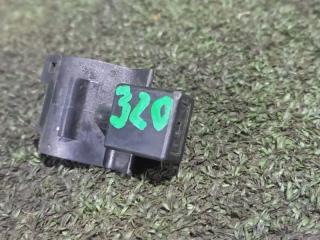 Форсунка омывателя Toyota Land Cruiser Prado 2013