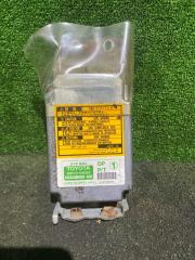 Блок электронный Toyota Ipsum 1997