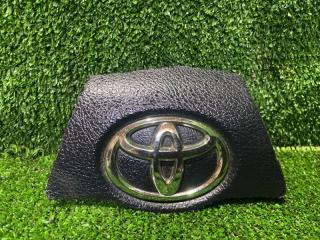 Эмблема Toyota Land Cruiser Prado 2013