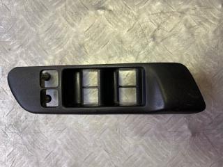 Накладка кнопок стеклоподъемника Nissan Primera 2 1995-2000