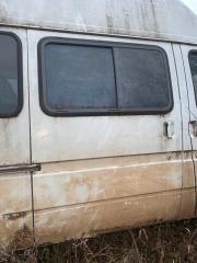Запчасть дверь сдвижная Ford Transit 4 1986-1994