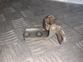 Запчасть петля двери передняя левая Toyota Corolla 2006-2013