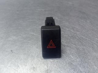 Запчасть кнопка аварийной сигнализации Lifan X60 1 2012-2015
