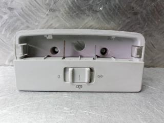 Запчасть плафон подсветки салона Volkswagen Polo 2009-2020