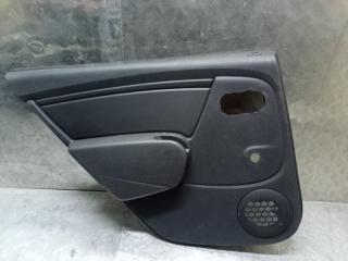 Обшивка боковой двери задняя левая Renault Sandero Stepway 2009-2014