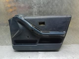 Обшивка боковой двери передняя правая Audi 80 1986-1991