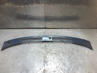 Решетка под лобовое стекло передняя Mazda 626 2 1982-1987