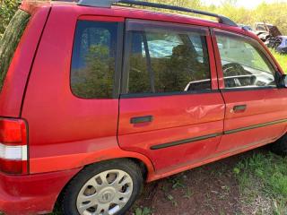 Запчасть дверь боковая задняя правая Mazda Demio 1996-2002