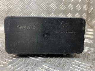 Вакуумный компрессор центрального замка 190E 1982-1993 W201 M102 Вакуумный компрессор центрального замка 190E 1982-1993 W201 M102