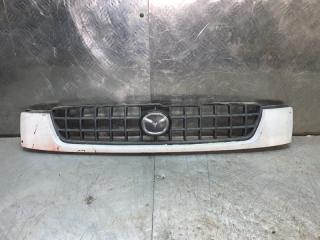 Запчасть решетка радиатора передняя Mazda Demio 1996-2002