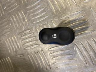 Запчасть кнопка блокировки дверей Renault Logan 2004-2016