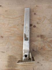 Кронштейн передний правый Peugeot Partner 2012 TEPEE B9 EP6 Б/У