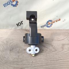 Опора двигателя левая Lacetti F14D3 / F16D3 Опора двигателя левая Lacetti F14D3 / F16D3