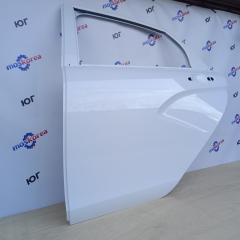 Дверь задняя левая Vesta Ледниковый / 221 СЕДАН