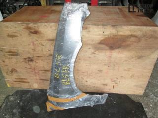 Крыло переднее правое SUBARU LEGACY