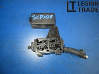 Запчасть блок предохранителей TOYOTA RACTIS