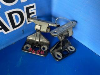 Петля дверная задняя правая MERCEDES-BENZ E500 2006.09 W211 273.960 M273 E55; V8 GAS. ENGINE M273 E55 контрактная