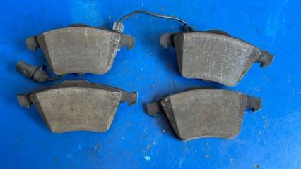 Тормозные колодки комплект переднее AUDI A4 8ED BWE
