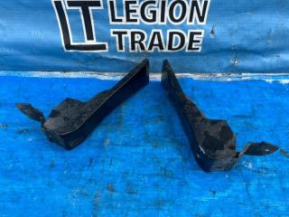 Накладка на крыло передняя TOYOTA VOXY