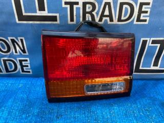 Запчасть вставка багажника задняя левая NISSAN ELGRAND