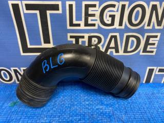 Фото запчасти патрубок воздушного фильтра VOLKSWAGEN TOURAN контрактная запчасть Запчасть патрубок воздушного фильтра VOLKSWAGEN TOURAN