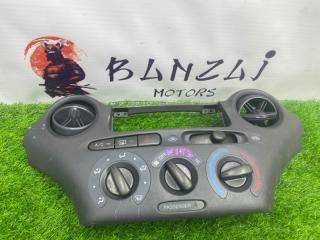 Блок управления климат-контролем Toyota Vitz 2000