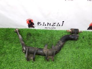 Рычаг подвески нижний задний правый Honda Civic 2000 контрактная Рычаг подвески нижний задний правый Honda Civic 2000