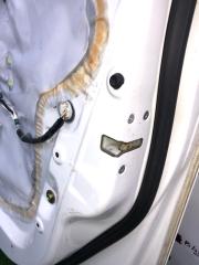 Замок боковой двери передний правый Honda Elyusion 2004 контрактная Замок боковой двери передний правый Honda Elyusion 2004