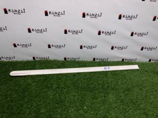 Молдинг двери задний левый Honda Odyssey 2003