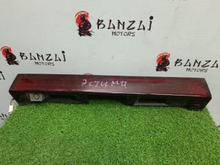 Вставка между стопов задняя Toyota Estima 2000-2005