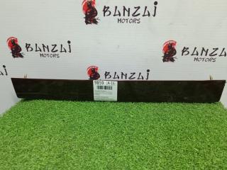 Вставка между стопов Toyota Estima 2001