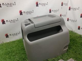 Бардачок между сиденьями Toyota Alphard 2002-2007