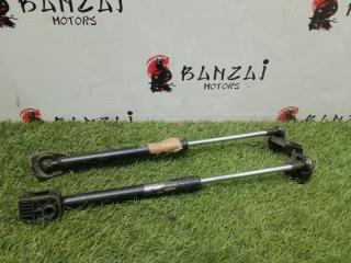 Амортизатор стекла двери багажника Honda CR-V