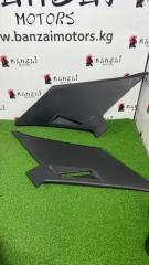 Накладка на стойку кузова задняя Mercedes-Benz 220Е 1995 контрактная Накладка на стойку кузова задняя Mercedes-Benz 220Е 1995