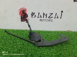 Крюк замка капота Toyota WINDOM