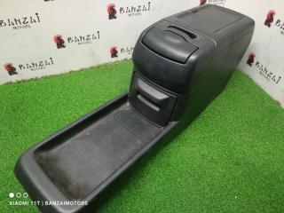 Бардачок между сиденьями Toyota Harrier