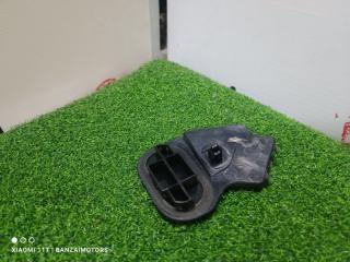 Салазка пластиковый задняя правая Toyota Ist 2003