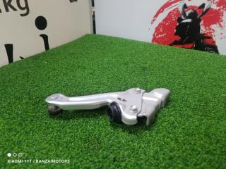 Ролик раздвижной двери Toyota ALPHARD