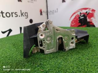 Замок боковой двери правый Mercedes-Benz C200 Б/У Замок боковой двери правый Mercedes-Benz C200