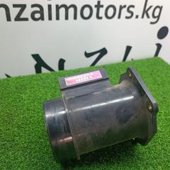 Датчик массового расхода воздуха Nissan Cefiro 1996