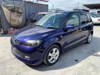 Крыло переднее левое Mazda Demio 2003